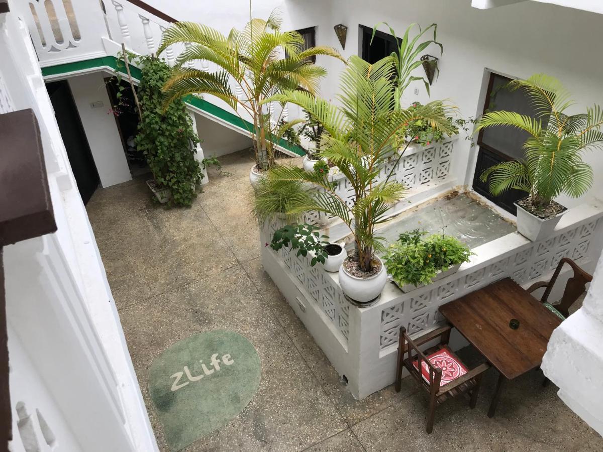 Zlife Stone Town Hostal